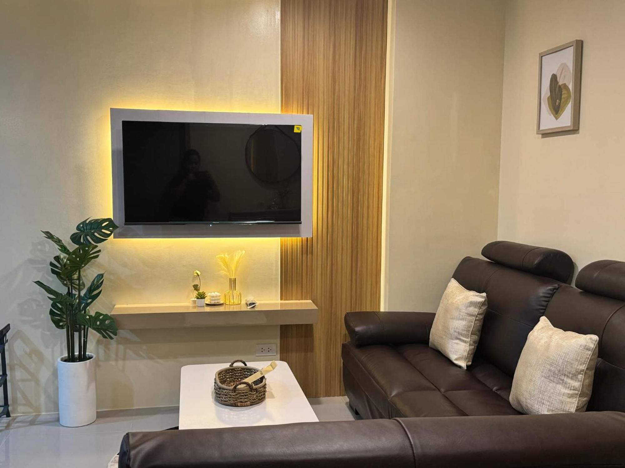 ايلويلو Condo 801 Bernwood Tower المظهر الخارجي الصورة